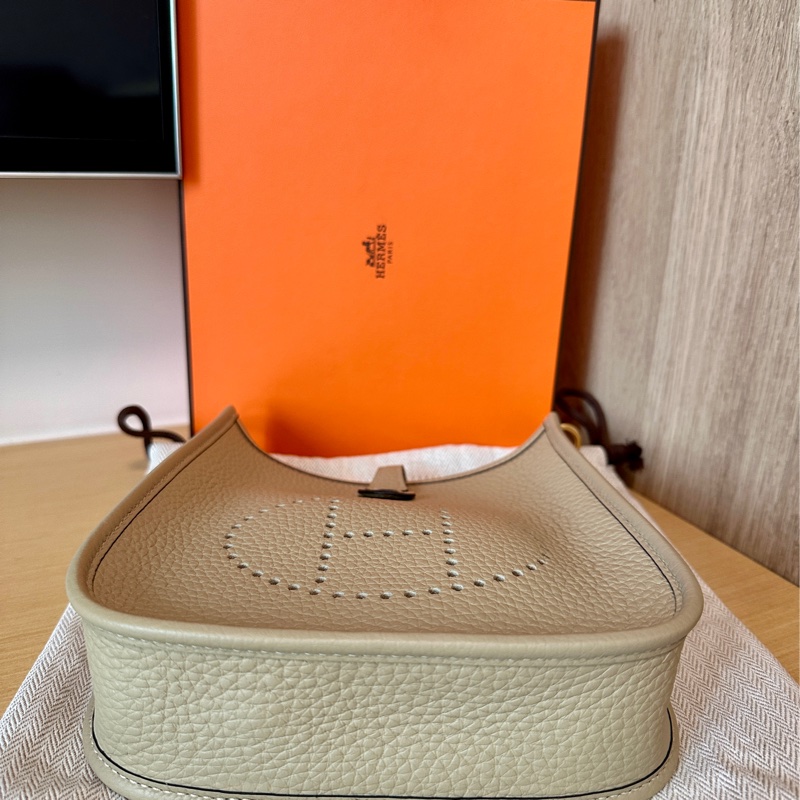 Hermes Mini Evelyne 伊芙琳風衣灰金扣 K刻-3