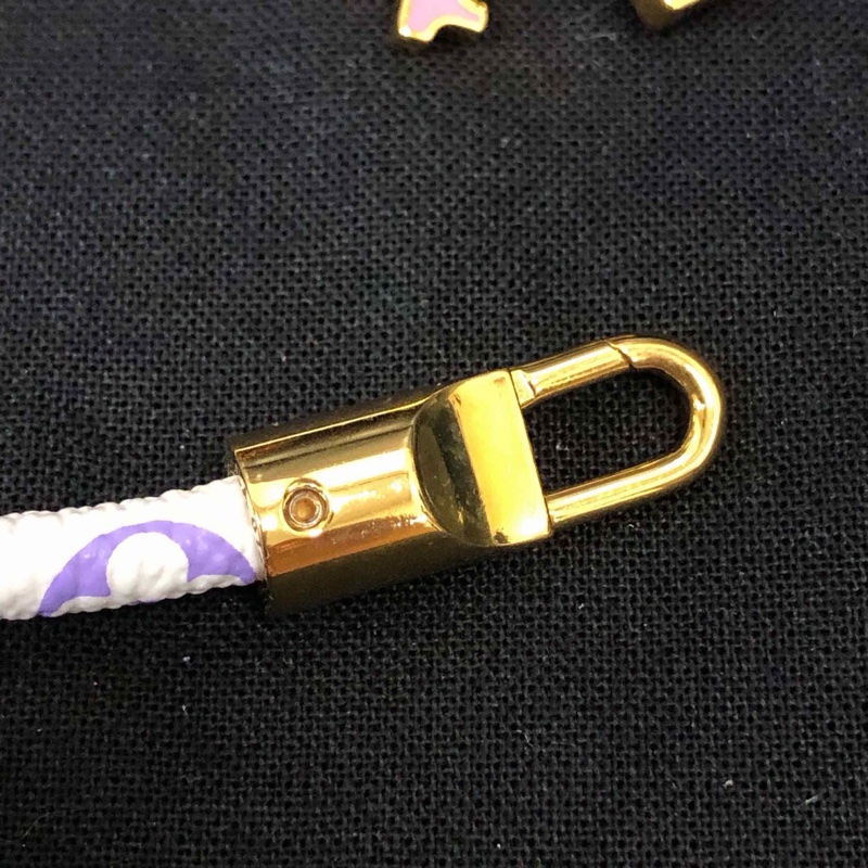✨超稀有✨ LV中古款白三彩絕版手環-4