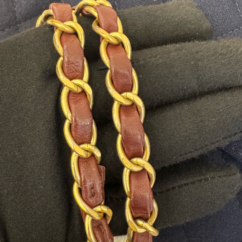 CHANEL海軍藍帆布/羊皮徽章COCO25  最甜coco25-15