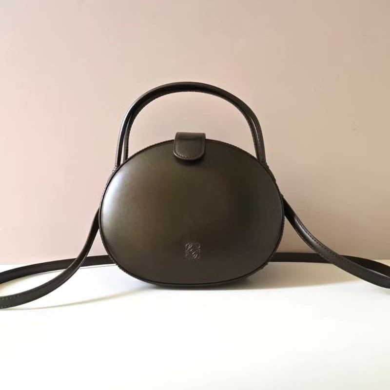 【LA LUNE】絕版中古 Loewe博物館立體包 側背包 斜背包 皮革包 單肩包 二手-0