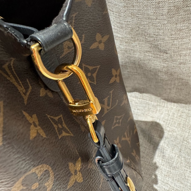 LV 經典水桶包 黑色-2