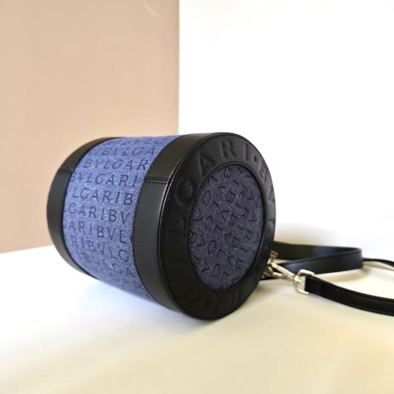 【LA LUNE】絕版中古包 Bvlgari古董老花水桶包 側背包 斜背包 單肩包 皮革包-5