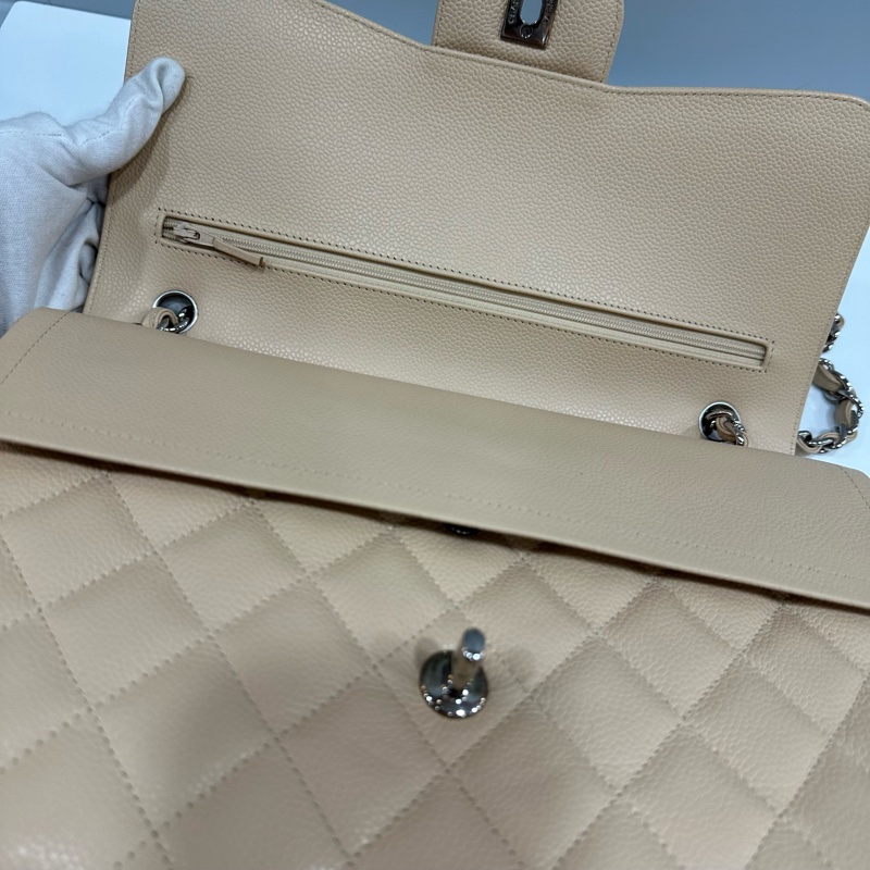 CHANEL A58600 奶茶荔枝皮銀釦jumbo coco 30 cf 斜背包-23