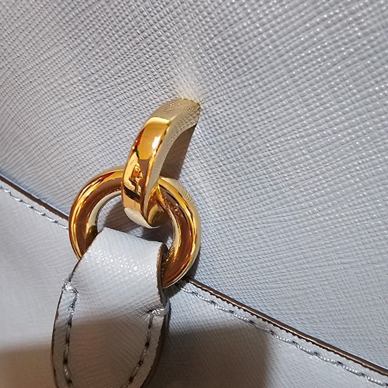 michael kors 水藍荔枝皮革防刮貝殼包-15