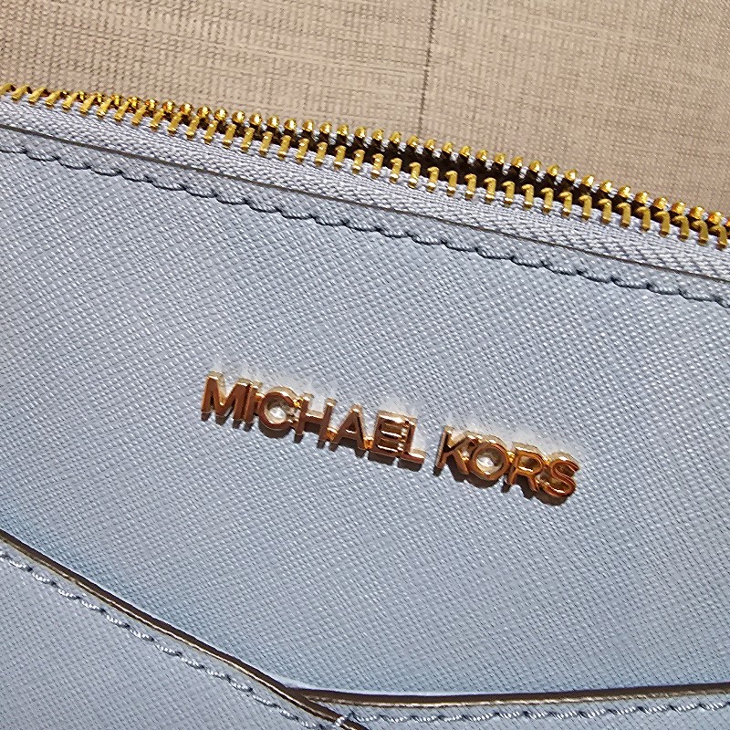 michael kors 水藍荔枝皮革防刮貝殼包-16