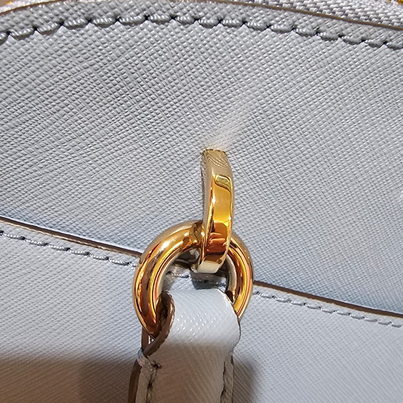 michael kors 水藍荔枝皮革防刮貝殼包-18