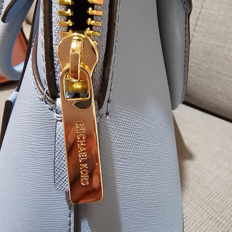 michael kors 水藍荔枝皮革防刮貝殼包-19
