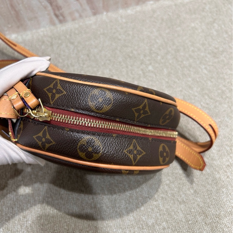 LV 老花小號圓餅-3