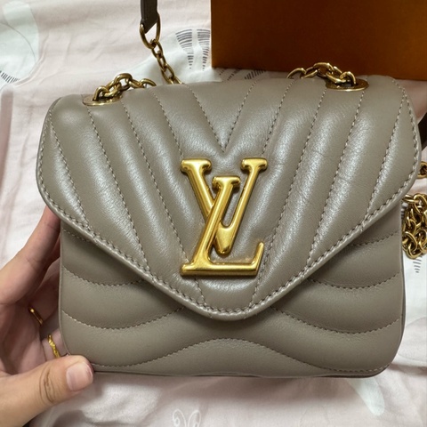 【Louis Vuitton / LV】New Wave PM 縫線牛皮翻蓋二用包