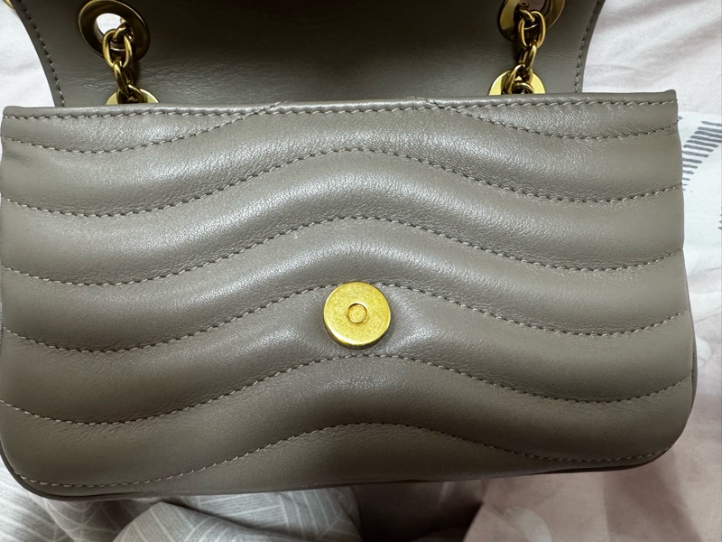 【Louis Vuitton / LV】New Wave PM 縫線牛皮翻蓋二用包-17