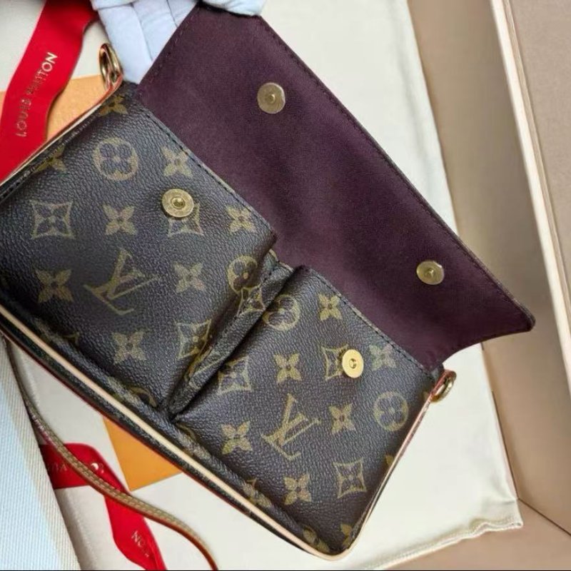 Lv 駱駝包 Vivacite系列Monogram印花帆布多口袋斜背包 全新配件塵袋盒子-4