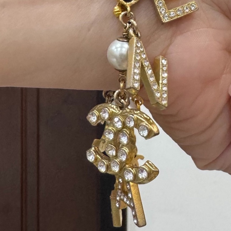 CHANEL 香奈兒 字母 水鑽 深藍 寶石 手鏈 手鍊 手環 手飾 飾品-11