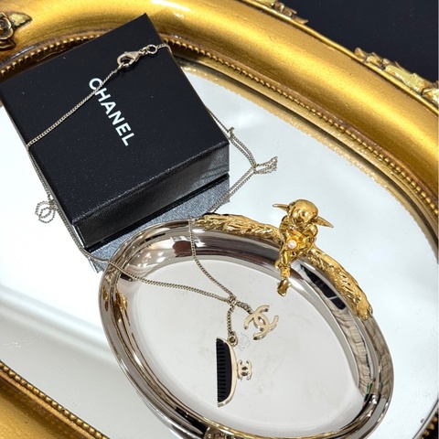 Chanel 香奈兒 金色 髮梳 梳子 鎖骨鍊 項鍊 項鏈 鍊子