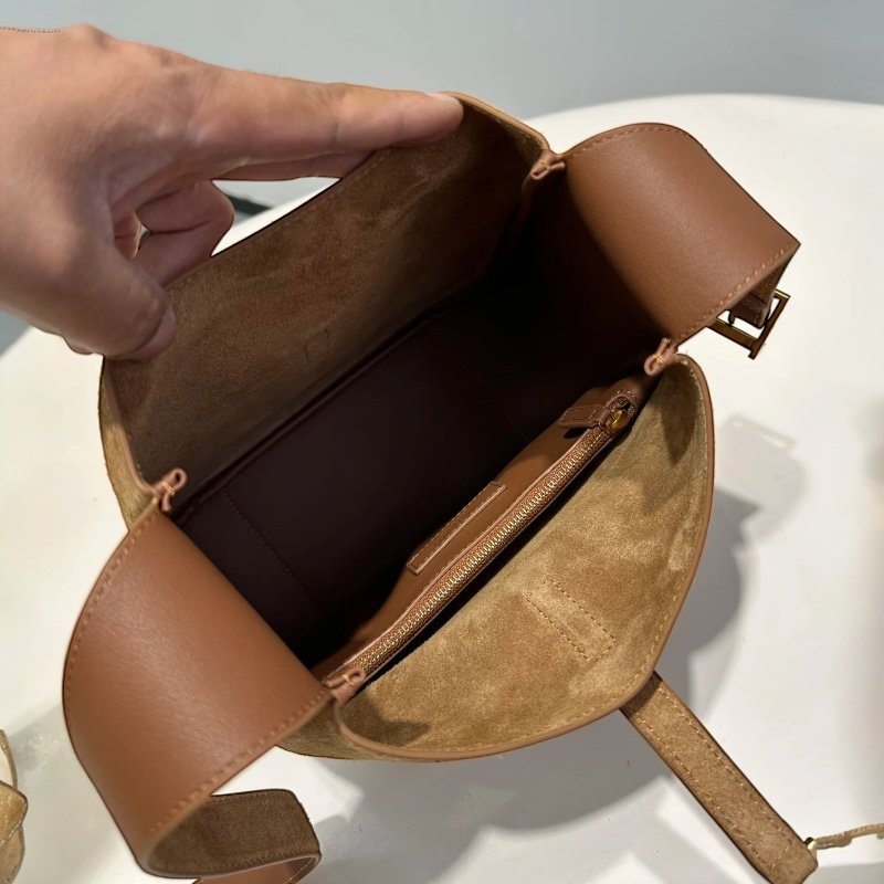 ✨快閃特價✨Saint Laurent 713938 YSL LE 5 A 7小型柔軟麂皮包 玫瑰色-9