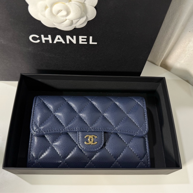 CHANEL 海軍藍三折中夾皮夾🖤全配附購證🫶🏻甜甜價出-0
