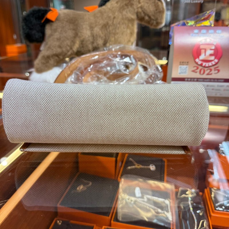 ✨持有香港正品正貨標籤(只做全新)✨ Hermes Mini Herbag 金色金扣-3
