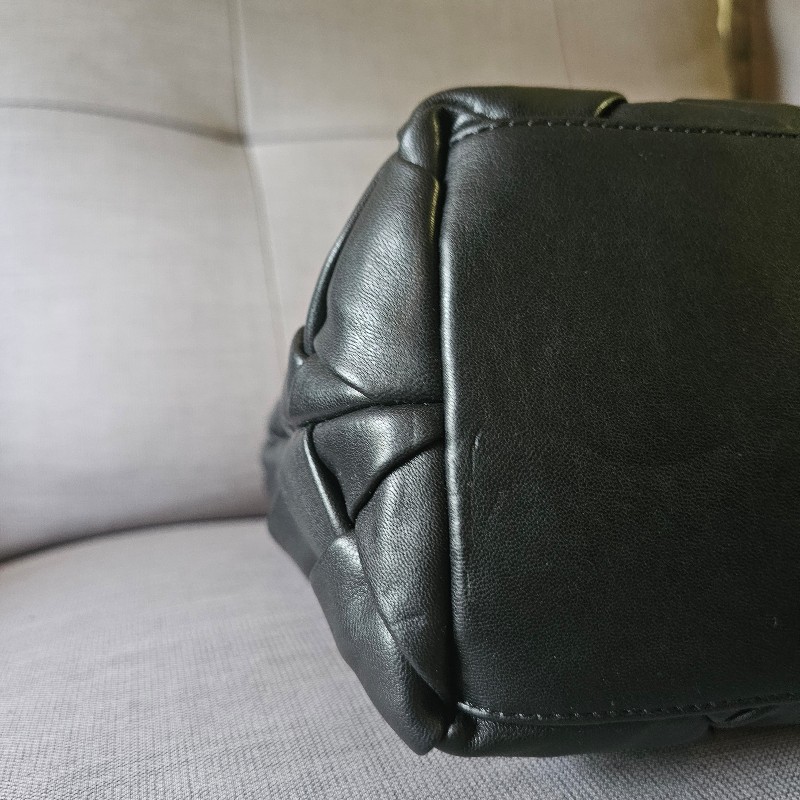 karl Lagerfeld 黑色肩背包，可A4-12