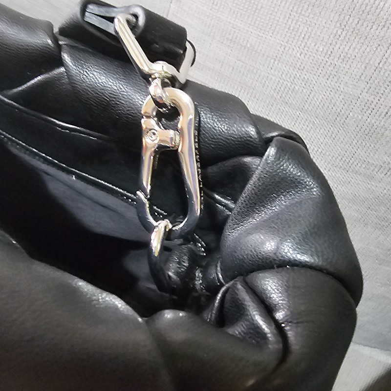 karl Lagerfeld 黑色肩背包，可A4-14