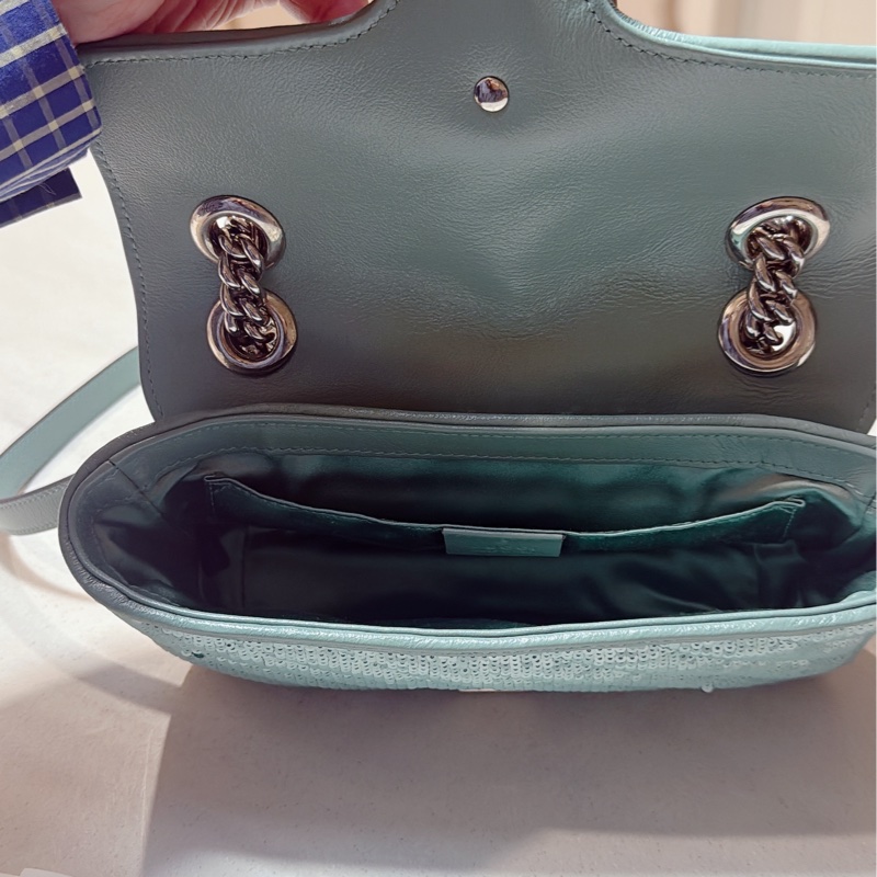 GUCCI GG Marmont系列小號亮片肩背包-11