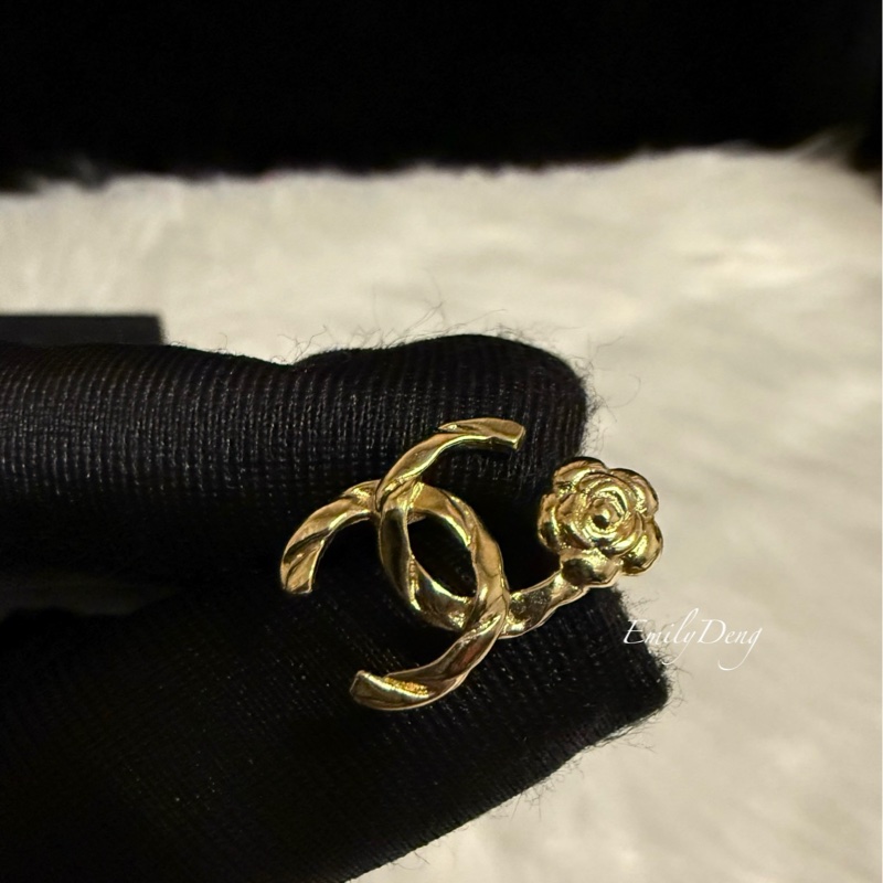 Chanel 雙C山茶花耳環-4