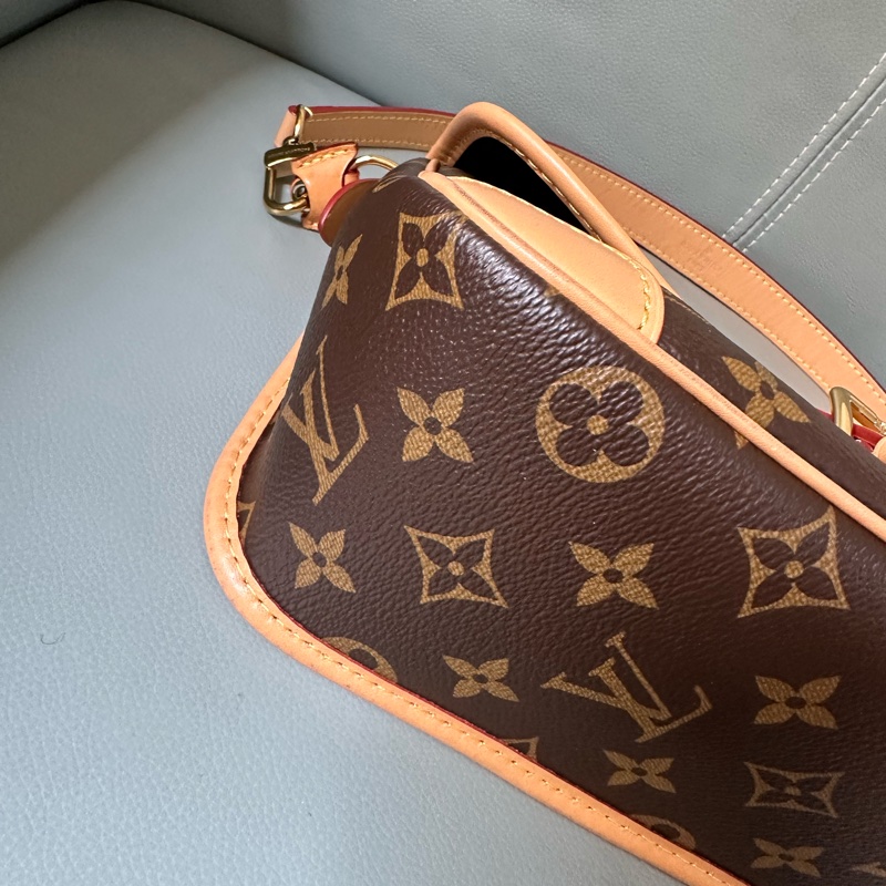 LV法棍包 晶片款 老花配焦糖色 邊緣 24×9×15cm成色好-11