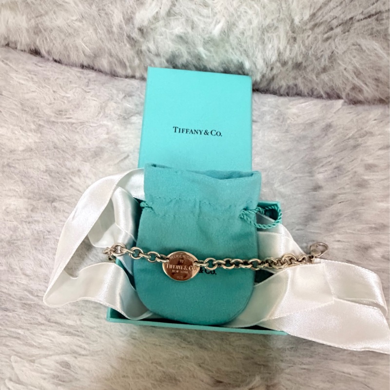 Tiffany & Co. 橢圓牌經典刻字925純銀隨性手鏈-2