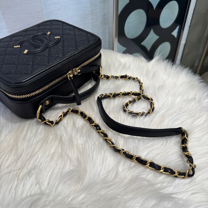 Chanel Vanity Case黑荔枝霧金釦手提肩背化妝箱 😍-9