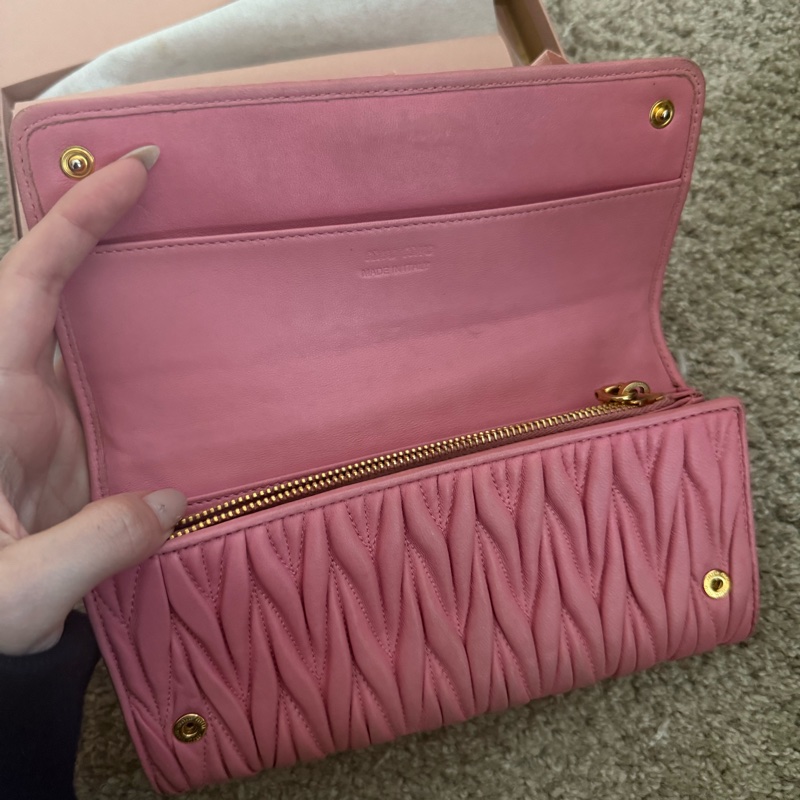 Miumiu經典長夾-1