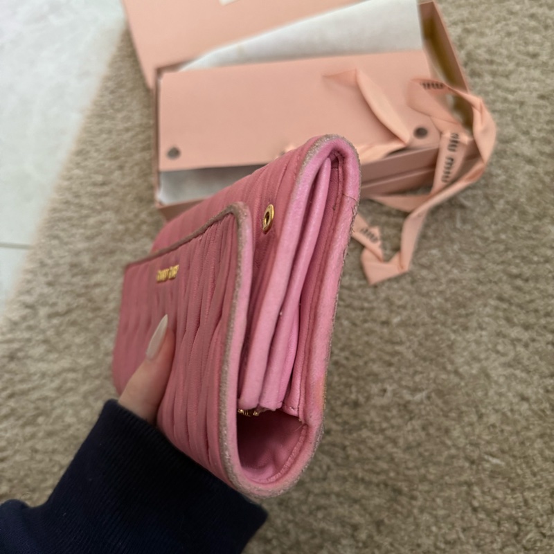 Miumiu經典長夾-8