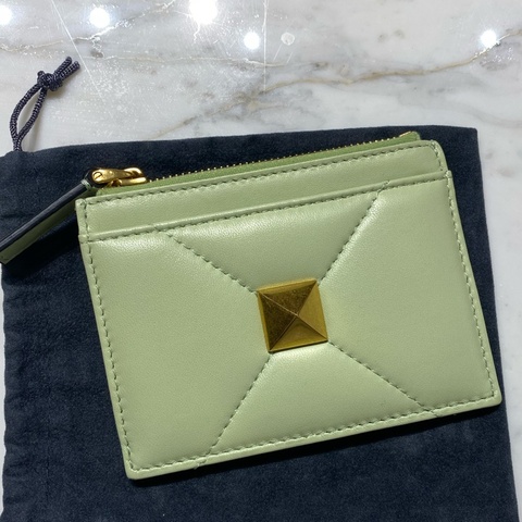 Valentino Garavani  Nappa Roman Stud Zip Card holder  鉚釘 檸檬綠