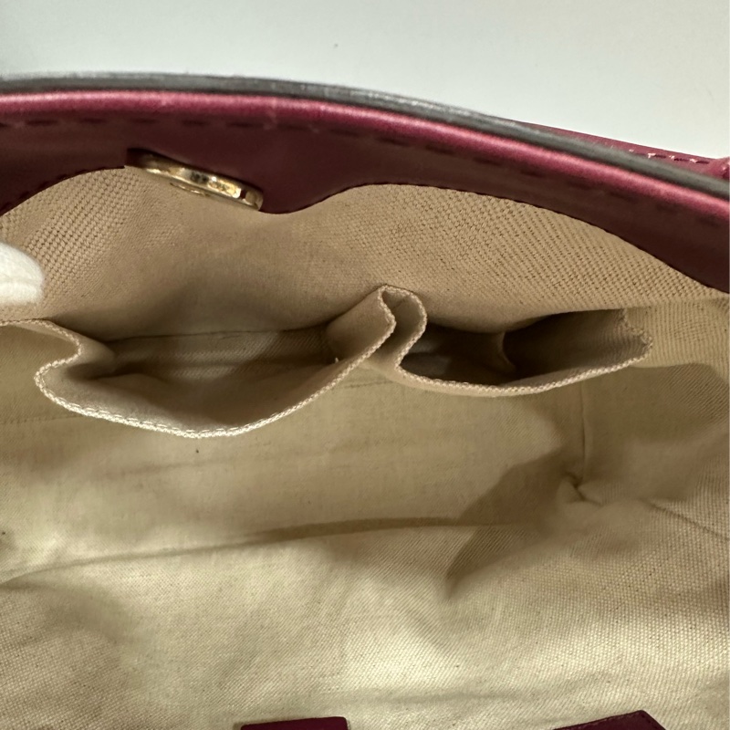 Gucci 257061 豬肝紅牛皮金釦手提包 肩背包-28