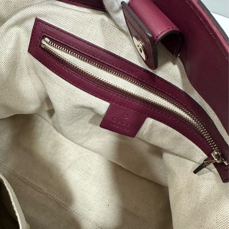 Gucci 257061 豬肝紅牛皮金釦手提包 肩背包-29