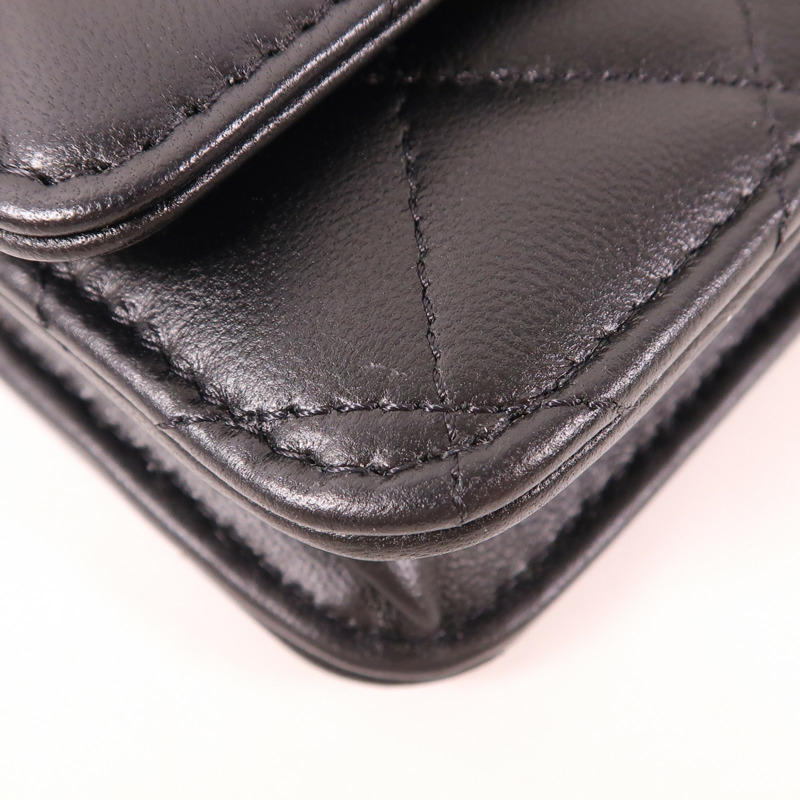 CHANEL 羊皮皮革WOC Wallet On Chain銀扣鏈帶肩背袋-12