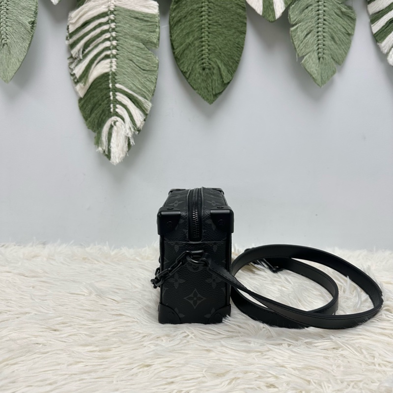 LV Mini Soft truck 黑色老花 斜肩包 2023年-2