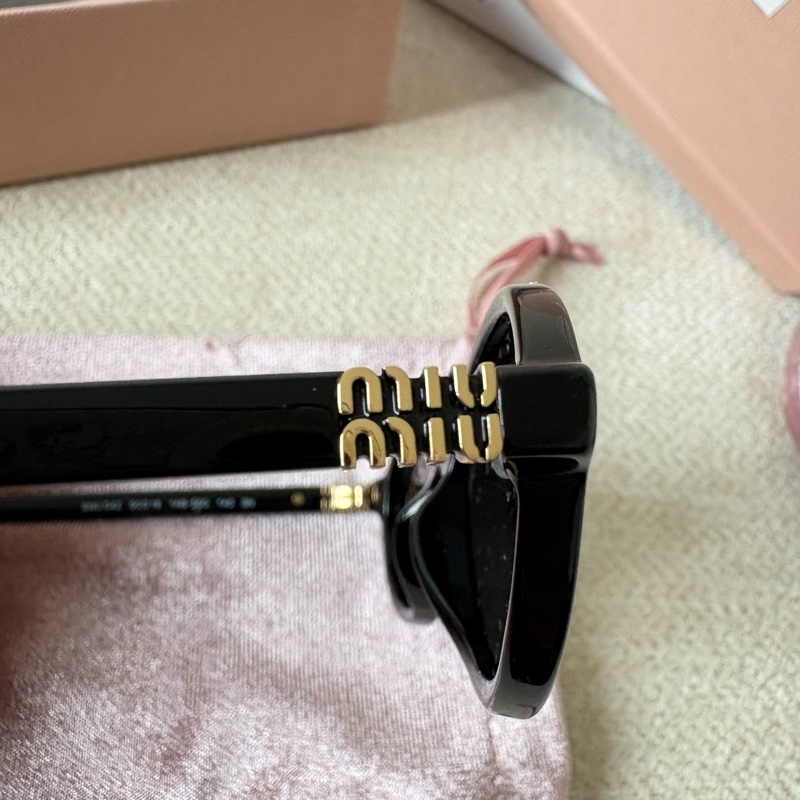 Miumiu 黑色圓框太陽眼鏡 墨鏡04Z-2