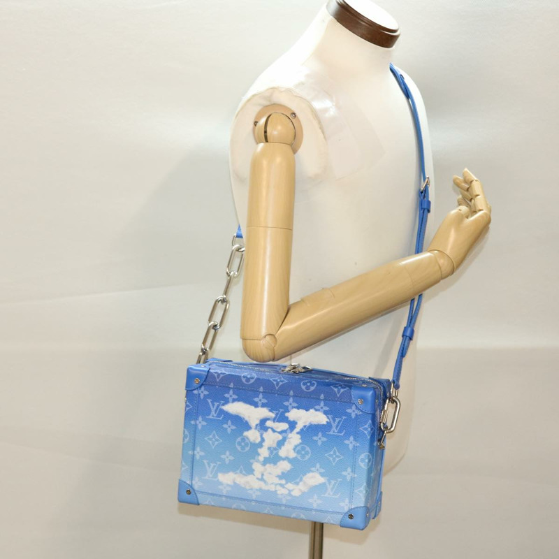 【日本直送】路易威登 Monogram Clouds Soft Trunk 肩背包 藍色 M45430 LV Auth 42826SM-19