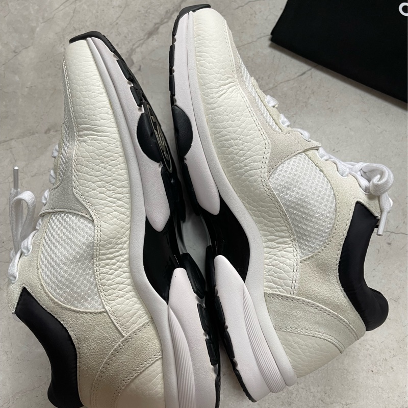 CHANEL熊貓運動鞋-3