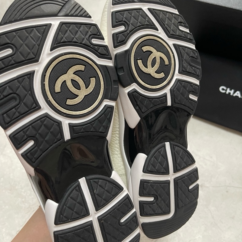 CHANEL熊貓運動鞋-9