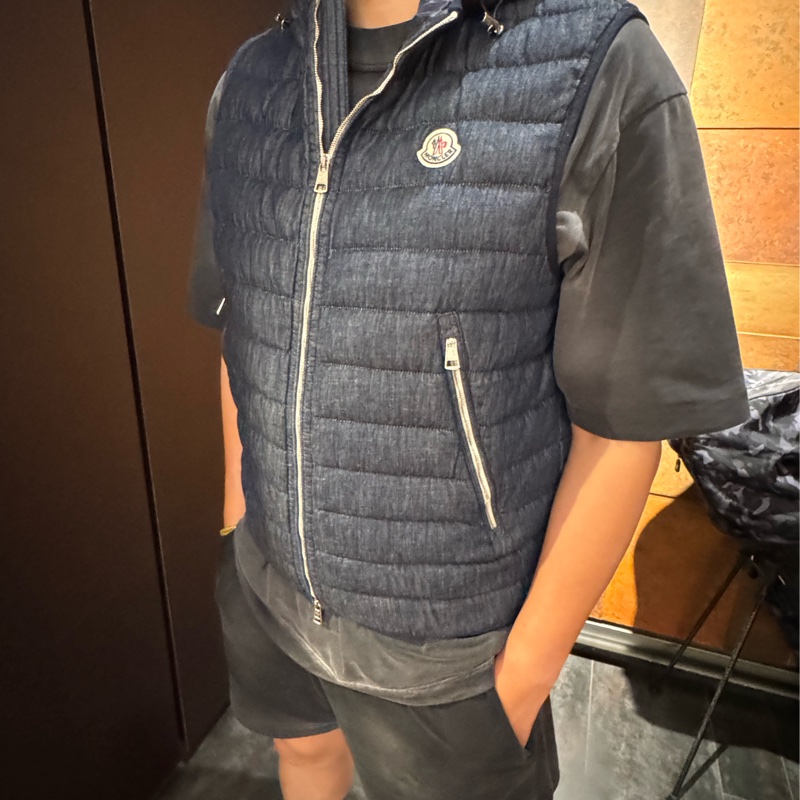 Moncler Dover Hooded Down Vest Moncler男生牛仔布羽絨背心-3
