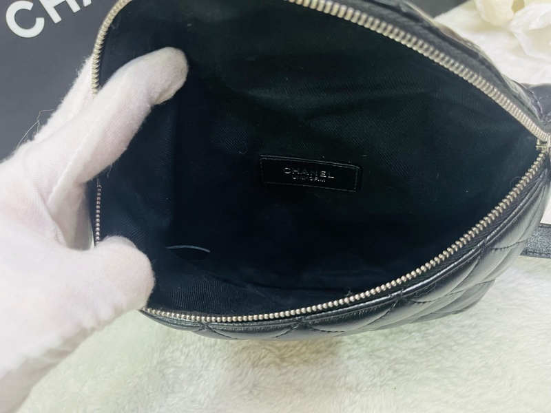 CHANEL 香奈兒超夯櫃姐腰包 員工包 胸口包(黑色)-9
