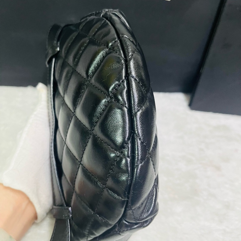 CHANEL 香奈兒超夯櫃姐腰包 員工包 胸口包(黑色)-15