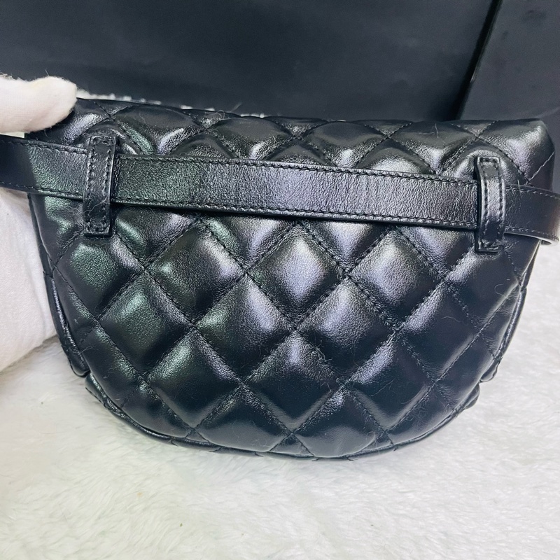 CHANEL 香奈兒超夯櫃姐腰包 員工包 胸口包(黑色)-35