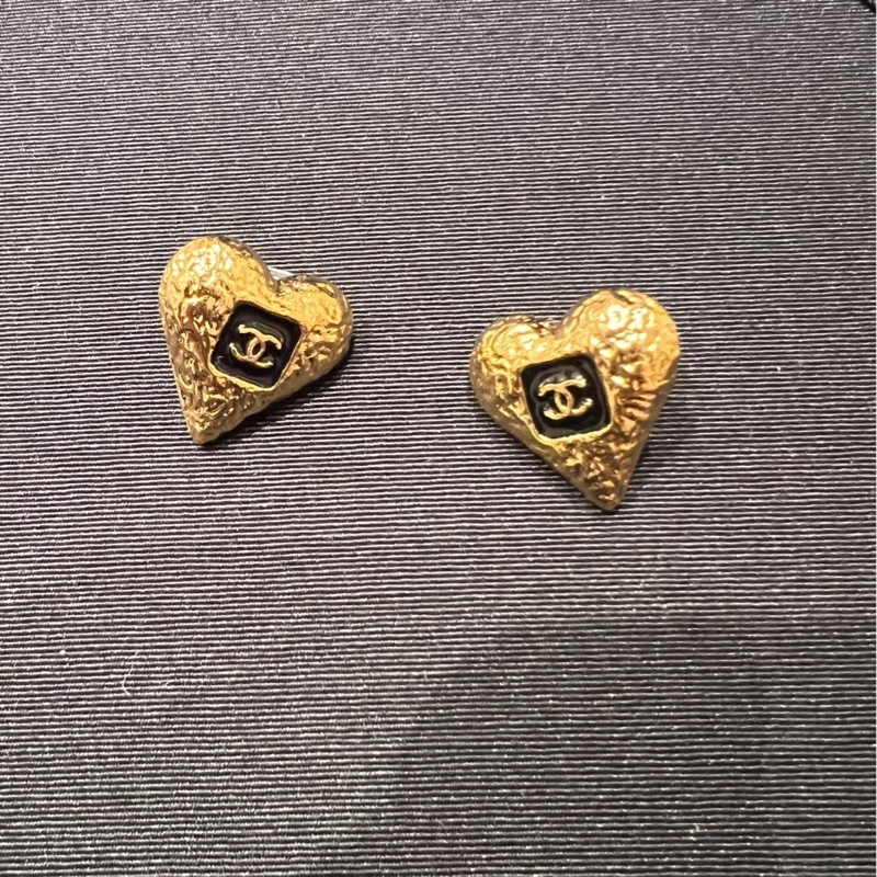 Chanel香奈兒熔岩愛心耳釘大號-2