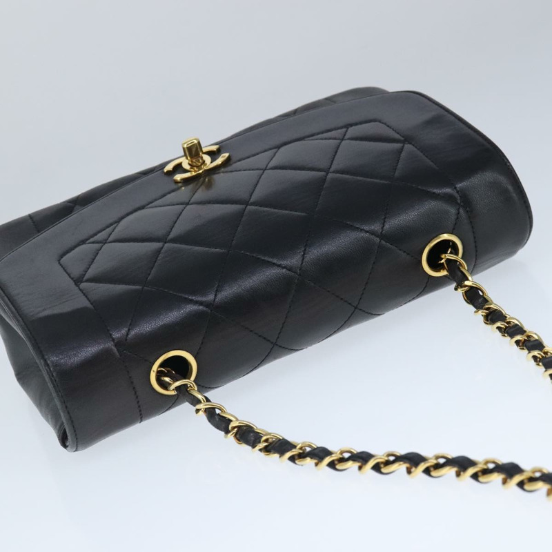 【日本直送】香奈兒 Diana 22 鏈條單肩包 小羊皮 黑金 CC 正品 PP029V-5