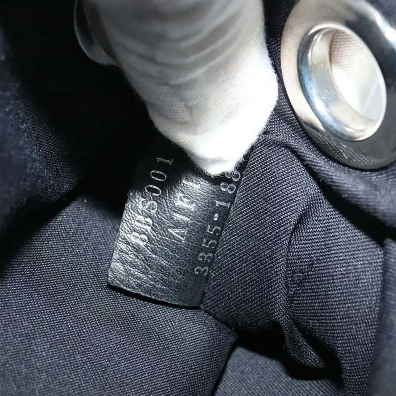 【日本直送】FENDI 三件式手拿包 皮革 黑色 正品 110887V-27