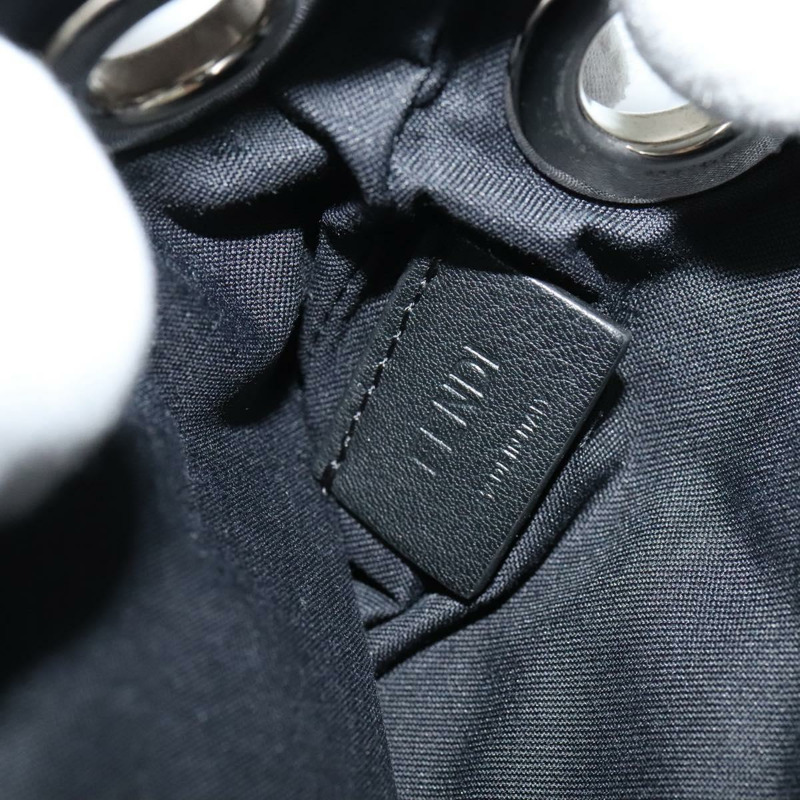 【日本直送】FENDI 三件式手拿包 皮革 黑色 正品 110887V-41