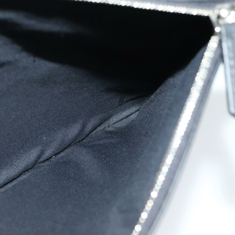【日本直送】FENDI 三件式手拿包 皮革 黑色 正品 110887V-44