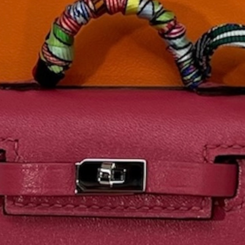 全新Hermès Kelly Twilly Tadelak 手袋掛飾-11