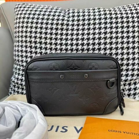 lv alpha nano 黑色壓紋11*18.5*6.5cm 全新 配件塵袋盒子