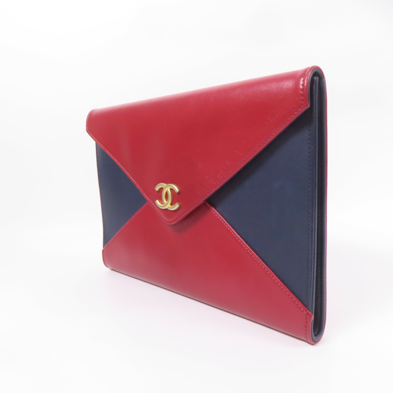 CHANEL 皮革Clutch Bag金扣手拿包-2